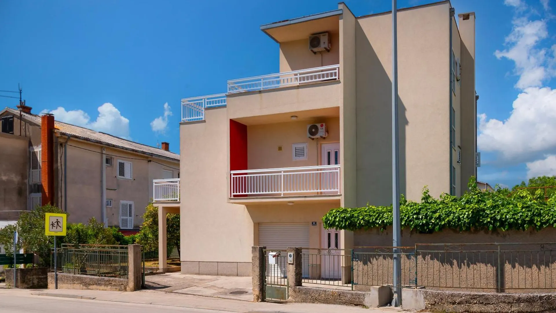 Apartment Goreta Kastela