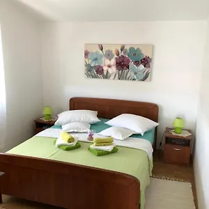 Apartament Rajcic, Kaštela