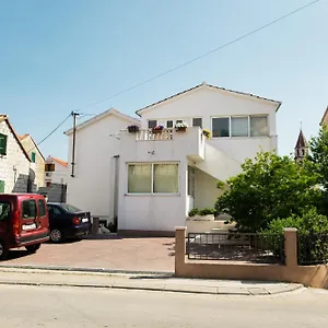 Kanajet Apartment