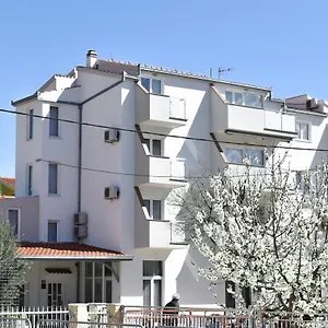 Apartament Markom Apartmani, Kaštela